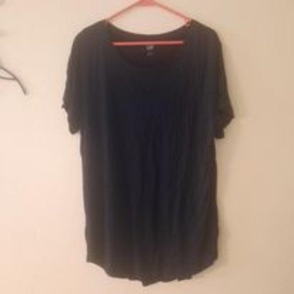 Gap Polka Dotted Tee  *BOGO* - Picture 6 of 6